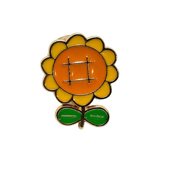 🤩Cute Cartoon Sunflower shape Pin Enamel Yellow & Green Gift Brooch🤩 - Picture 4 of 6